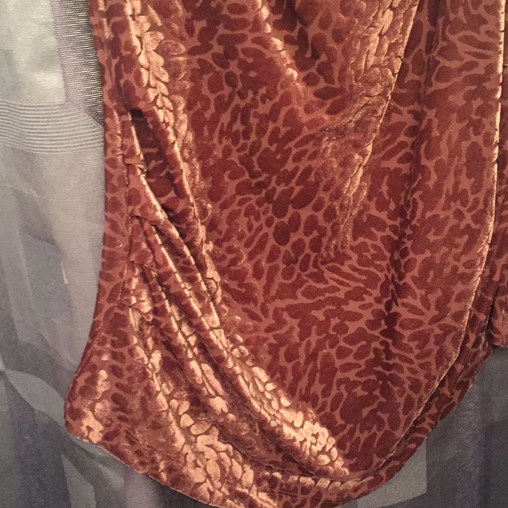 Top - Picture 4 of 6